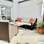 Semesterbostad Luxury Golden Mile Townhouse Near Puente - Eaw Homes Marbella