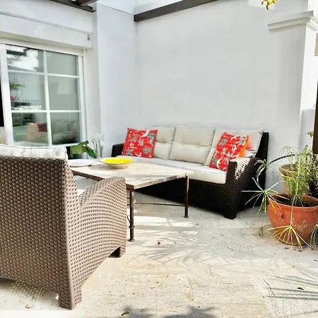 Hébergement de vacances Luxury Golden Mile Townhouse Near Puente - Eaw Homes Marbellac