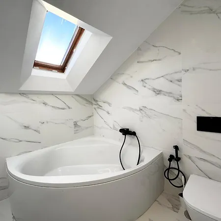 Luxury Golden Mile Townhouse Near Puente - Eaw Homes *