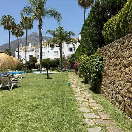 Luxury Golden Mile Townhouse Near Puente - Eaw Homes * Marbellac