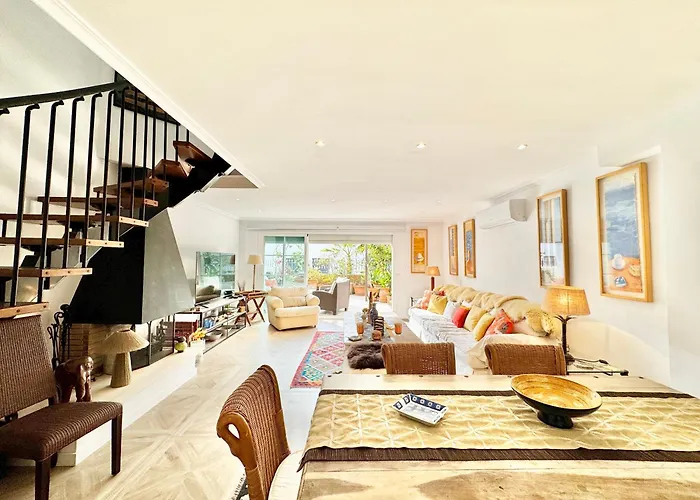 Luxury Golden Mile Townhouse Near Puente - Eaw Homes * Марбелья