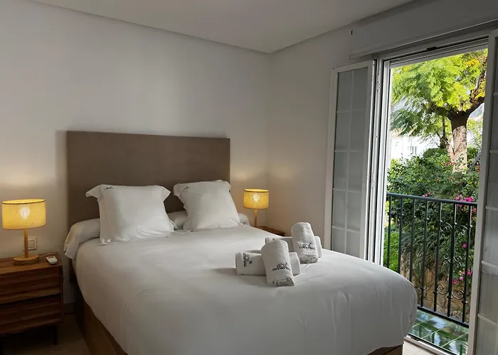 Luxury Golden Mile Townhouse Near Puente - Eaw Homes