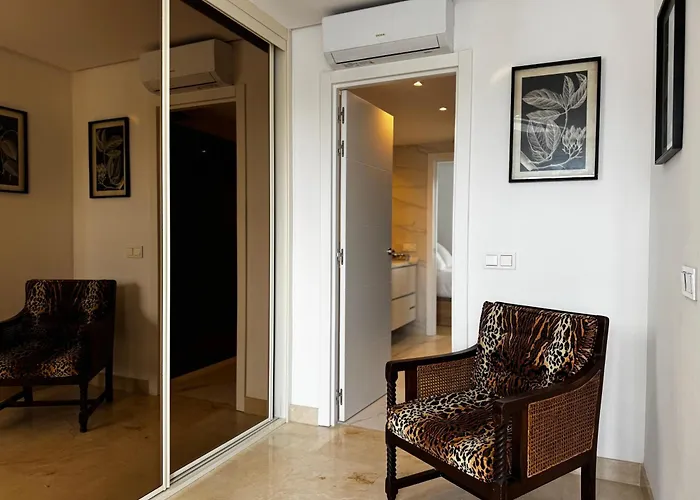 Luxury Golden Mile Townhouse Near Puente - Eaw Homes Марбелья