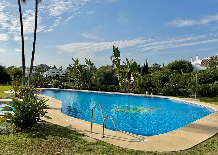 Luxury Golden Mile Townhouse Near Puente - Eaw Homes * Марбелья