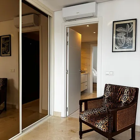 Luxury Golden Mile Townhouse Near Puente - Eaw Homes 马尔韦利亚