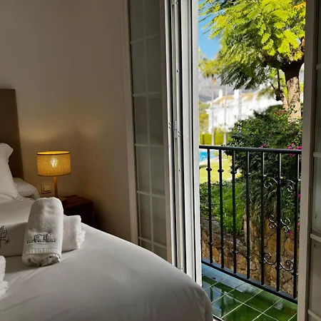 Luxury Golden Mile Townhouse Near Puente - Eaw Homes * Marbella