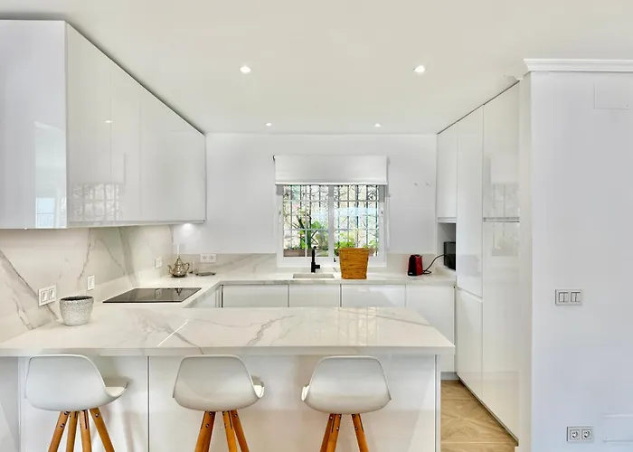 Tatil Evi Luxury Golden Mile Townhouse Near Puente - Eaw Homes